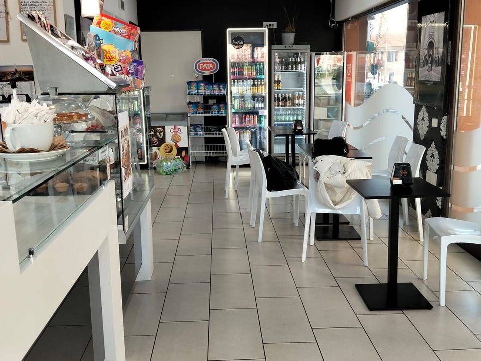 Propiedad comercial en Saronno, Varese - foto 2