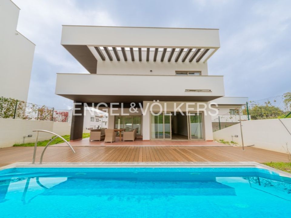 Villa in Bucelas, Lisbon - foto 1