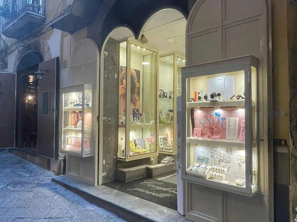 Erhvervsejendom i Salerno, Salerno - foto 2