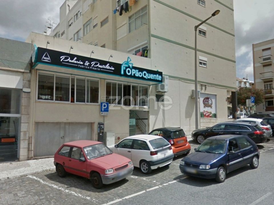 Erhvervsejendom i Matacaes, Lisbon - foto 1