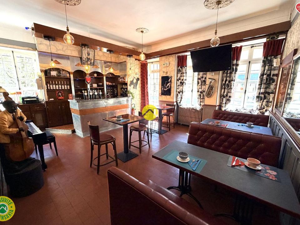 Villa in Saint-Amand-Montrond, Cher - photo 2