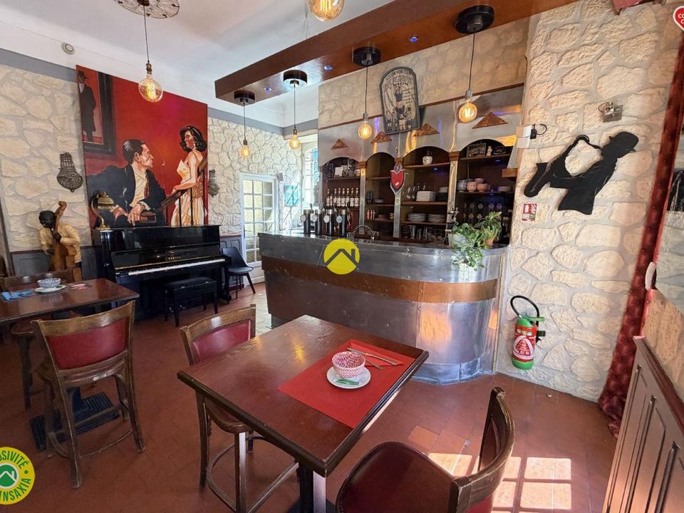 Villa in Saint-Amand-Montrond, Cher - photo 3