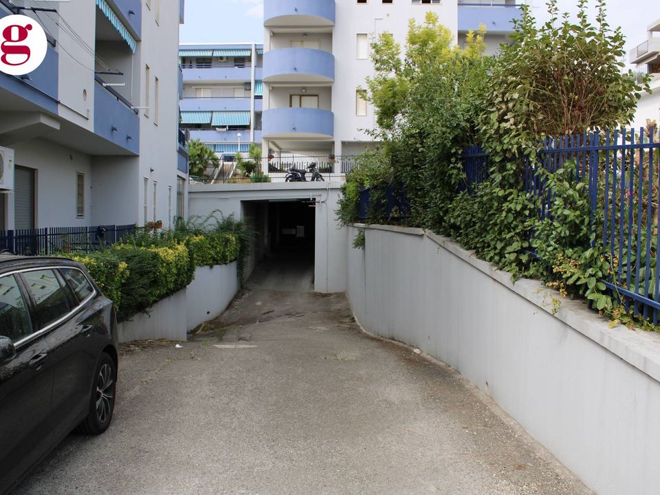 Parkeringsplads i Vasto, Chieti - foto 3