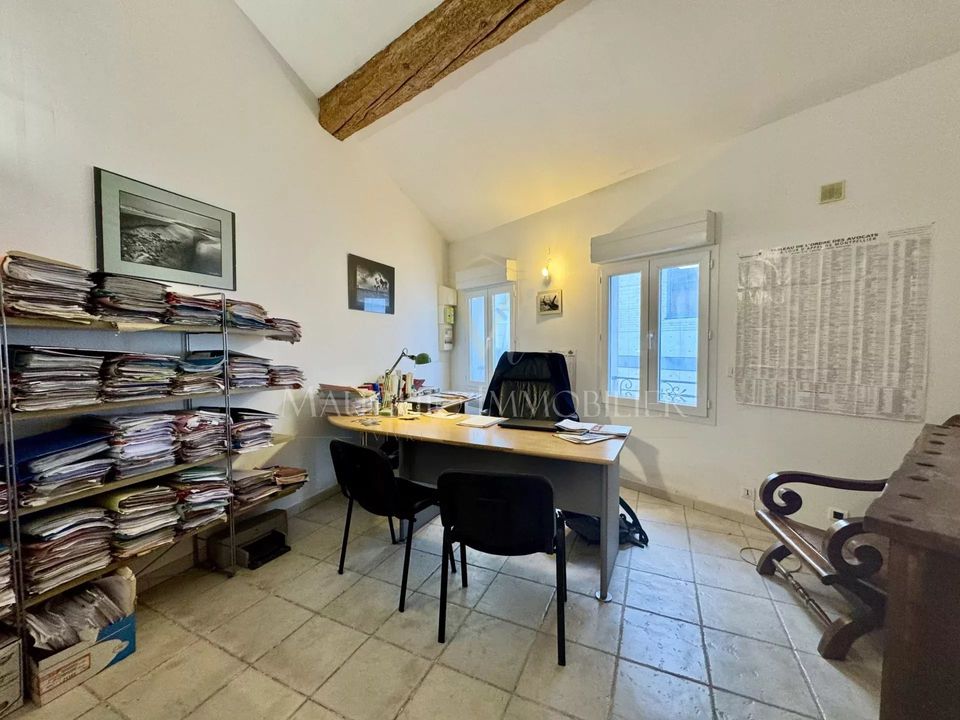 Erhvervsejendom i Mauguio, Herault - foto 1