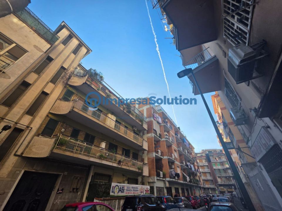 Erhvervsejendom i Naples, Naples - foto 1