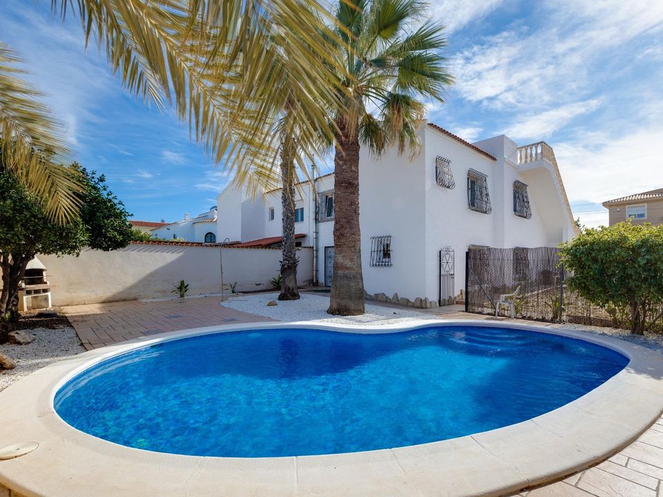 Villa i Torrevieja, Alicante - foto 1