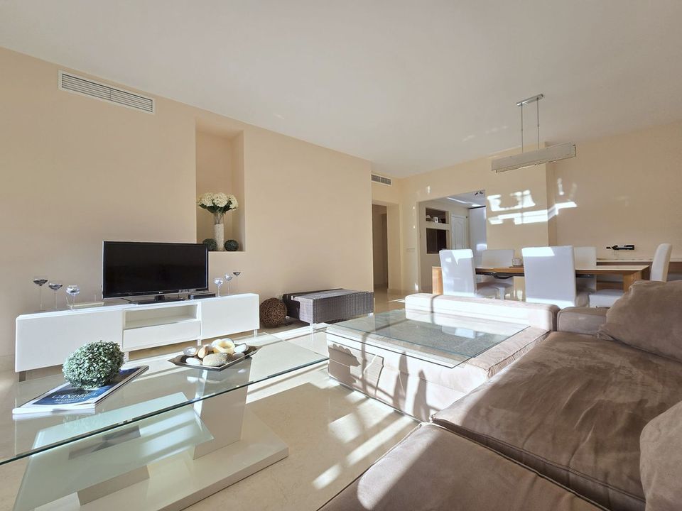 Lejlighed i Benahavis, Malaga - foto 3