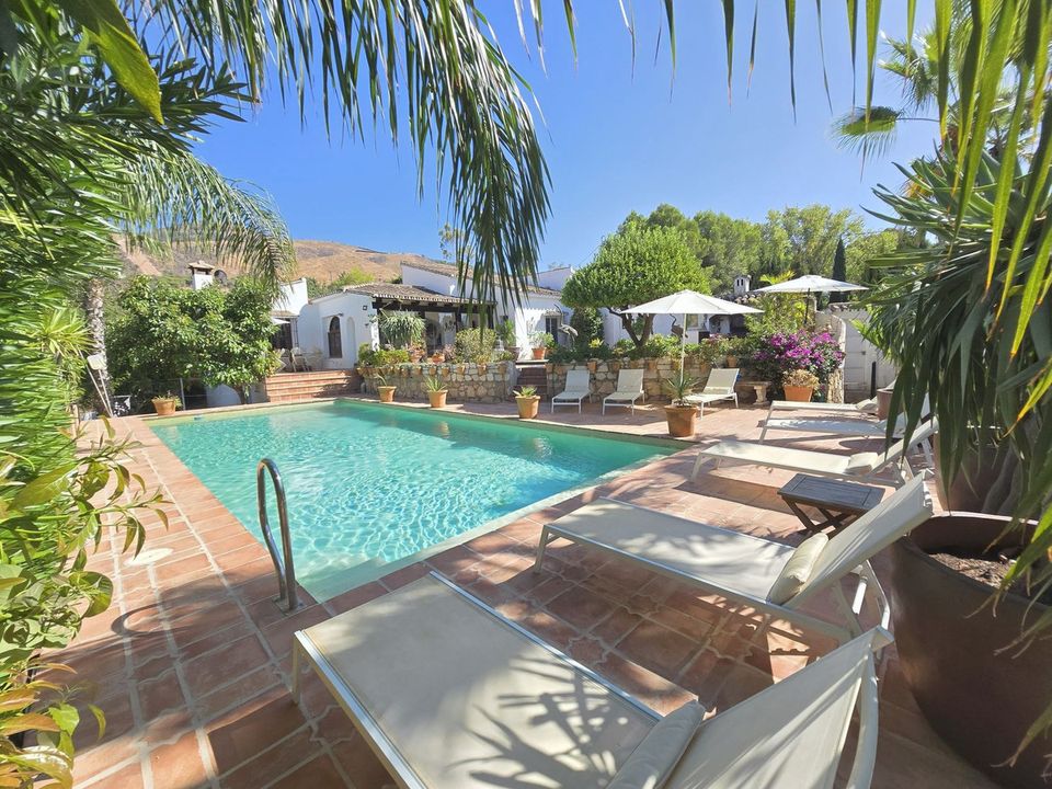 Finca i Alhaurin El Grande, Malaga - foto 1