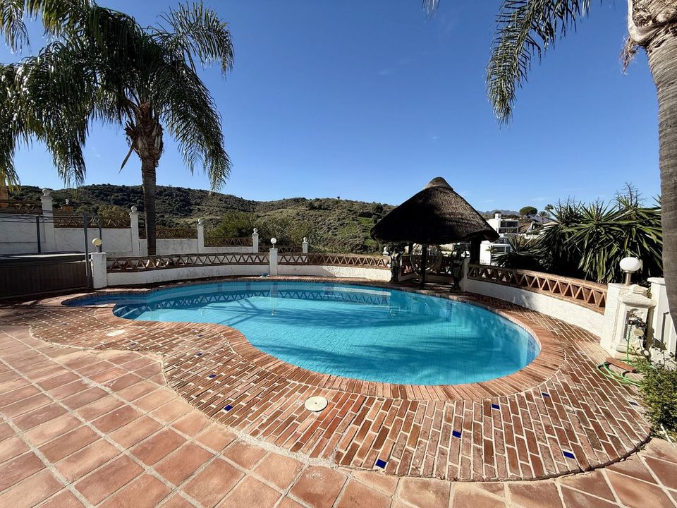 Villa i Cerros Del Aguila, Malaga - foto 2