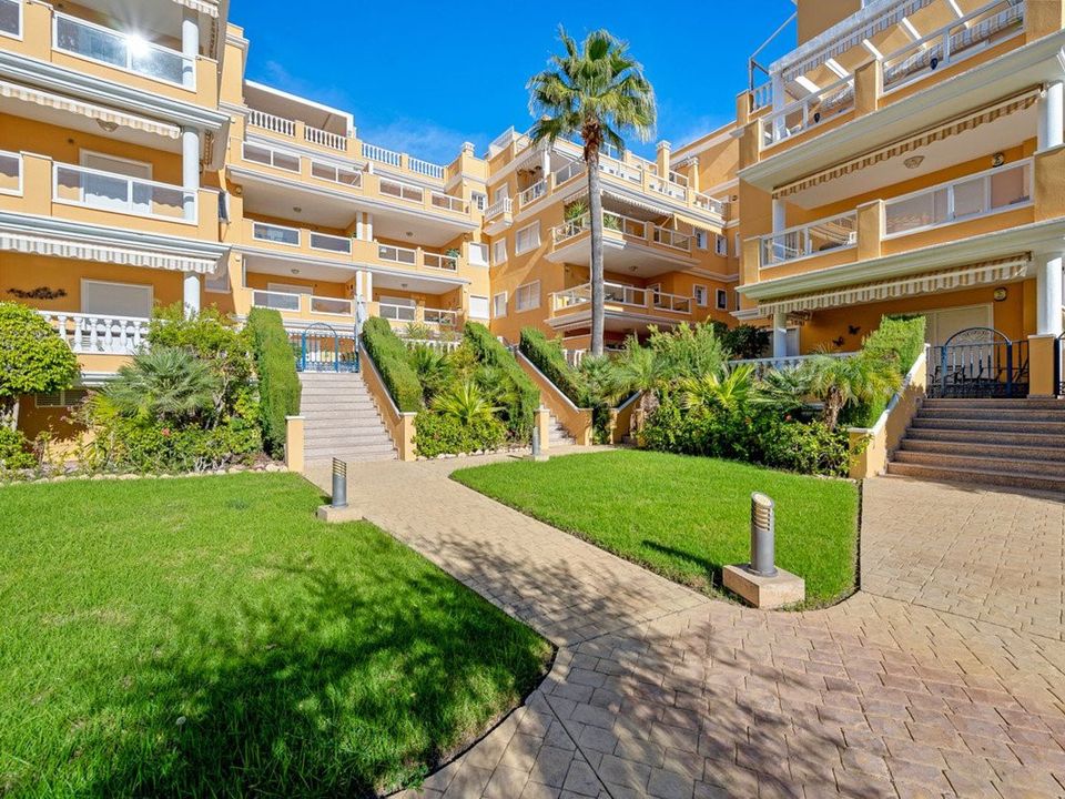 Lejlighed i Cabo Roig, Alicante - foto 4