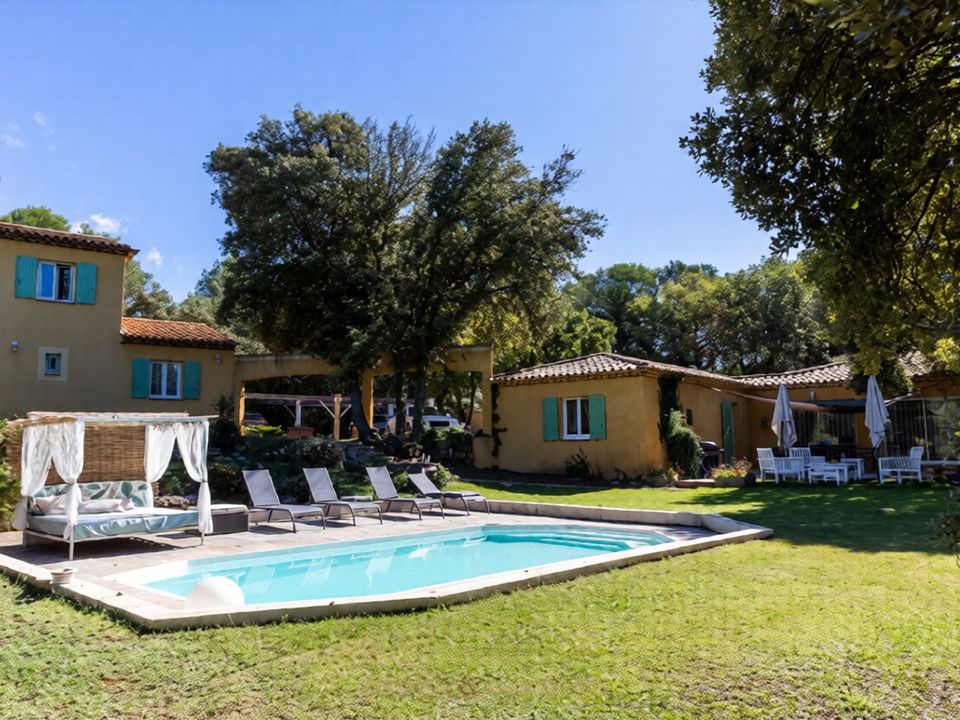 Villa i Rognes, Bouches-du-Rhone - foto 1
