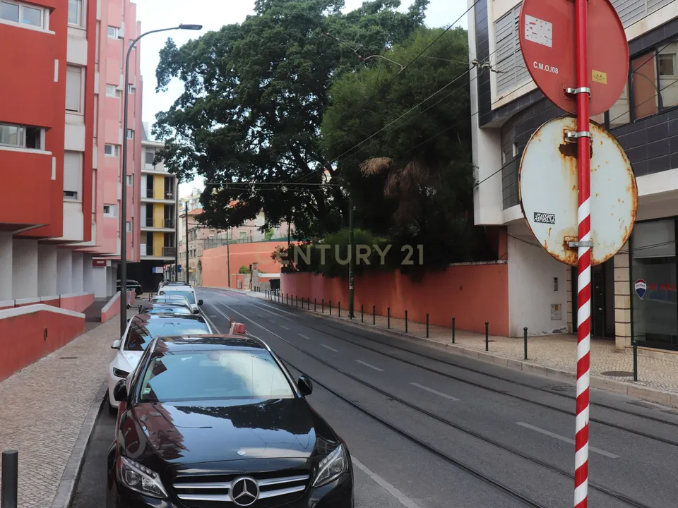Erhvervsejendom i Alges, Lisbon - foto 4