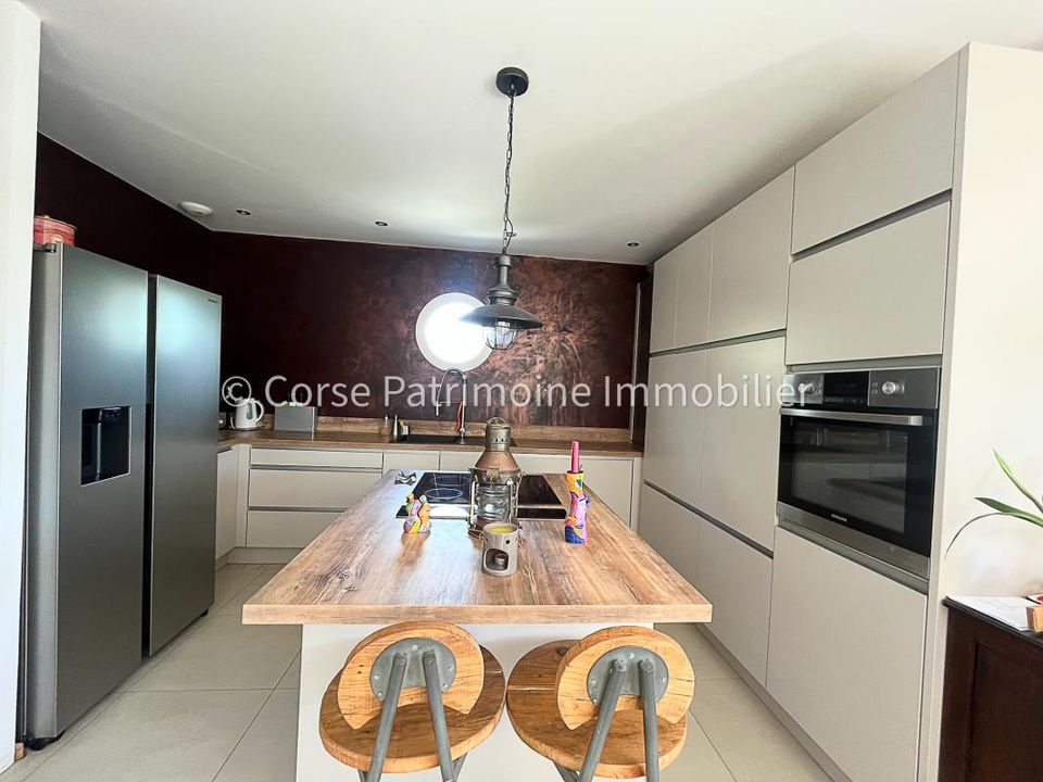 Villa i Ste.-Lucie-de Porto-Vecchio, Corse-du-Sud - foto 4