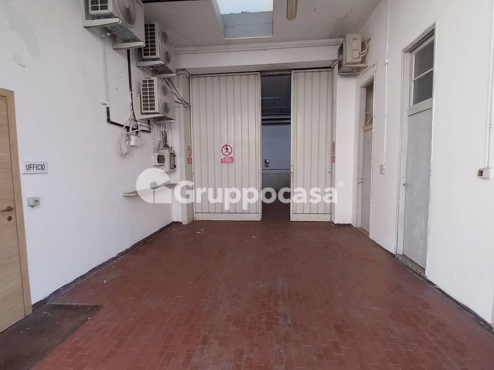 Erhvervsejendom i Magenta, Milan - foto 3