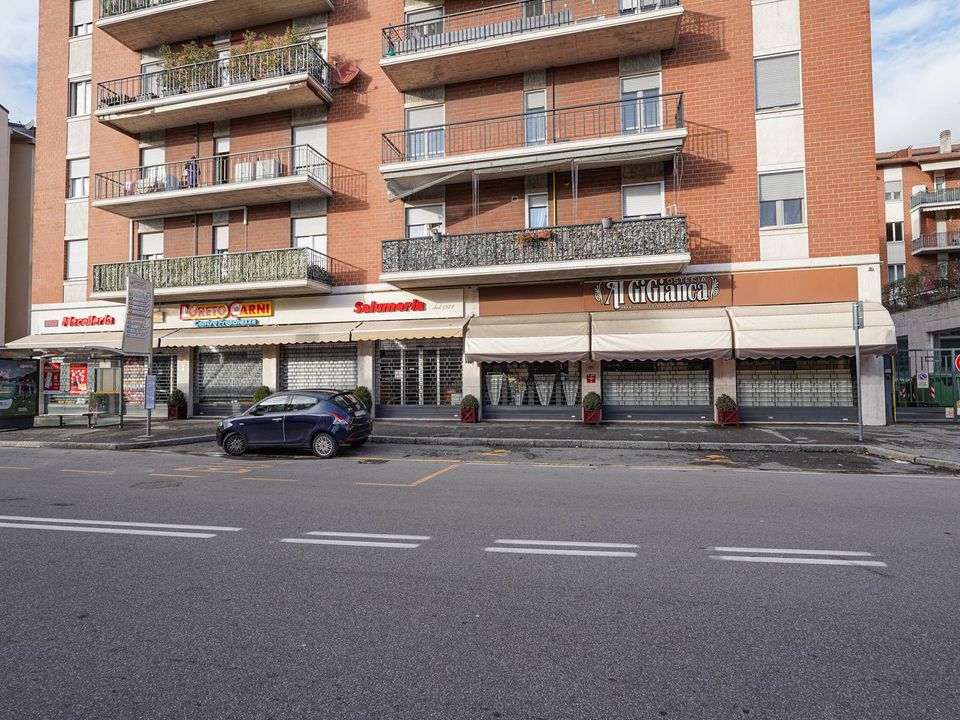 Erhvervsejendom i Bergamo, Bergamo - foto 4