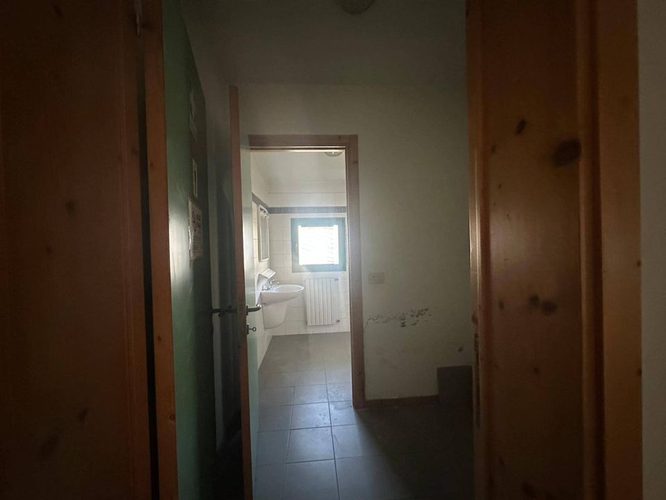 Commercial property in Lucca, Lucca - photo 4