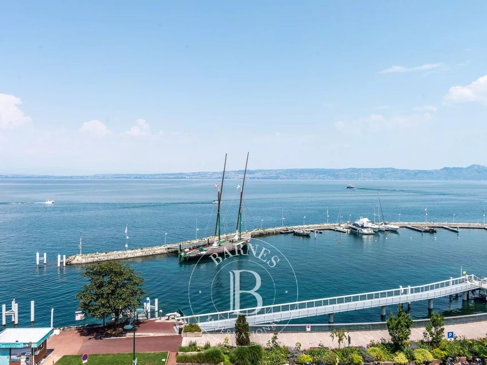 Lejlighed i Evian-les-Bains, Haute-Savoie - foto 1