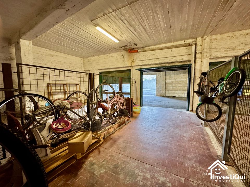 Garage i Pietra Ligure, Savona - foto 5