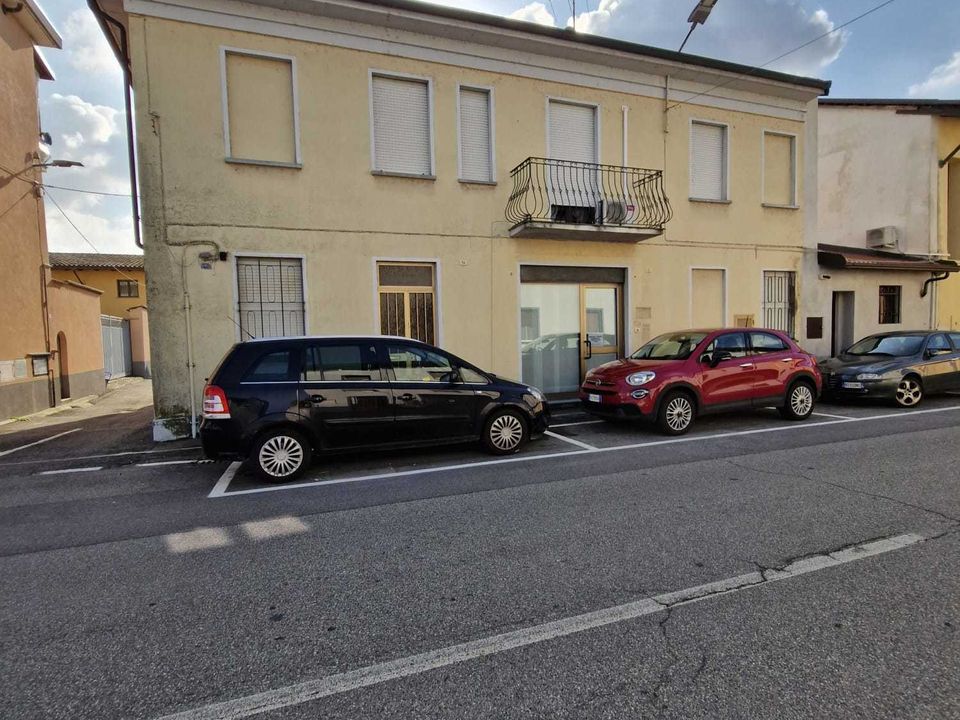 Erhvervsejendom i Vespolate, Novara - foto 1
