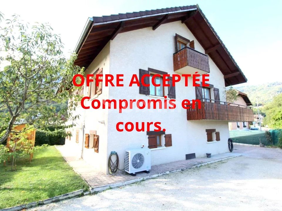 Villa i Scionzier, Haute-Savoie - foto 1