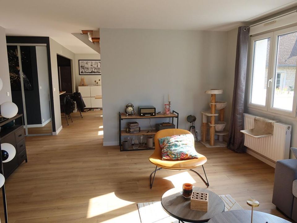 Lejlighed i École-Valentin, Doubs - foto 1