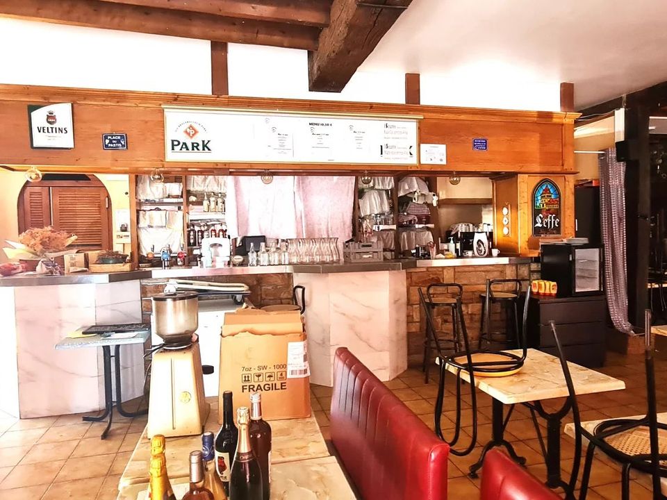 Erhvervsejendom i Réalmont, Tarn - foto 2