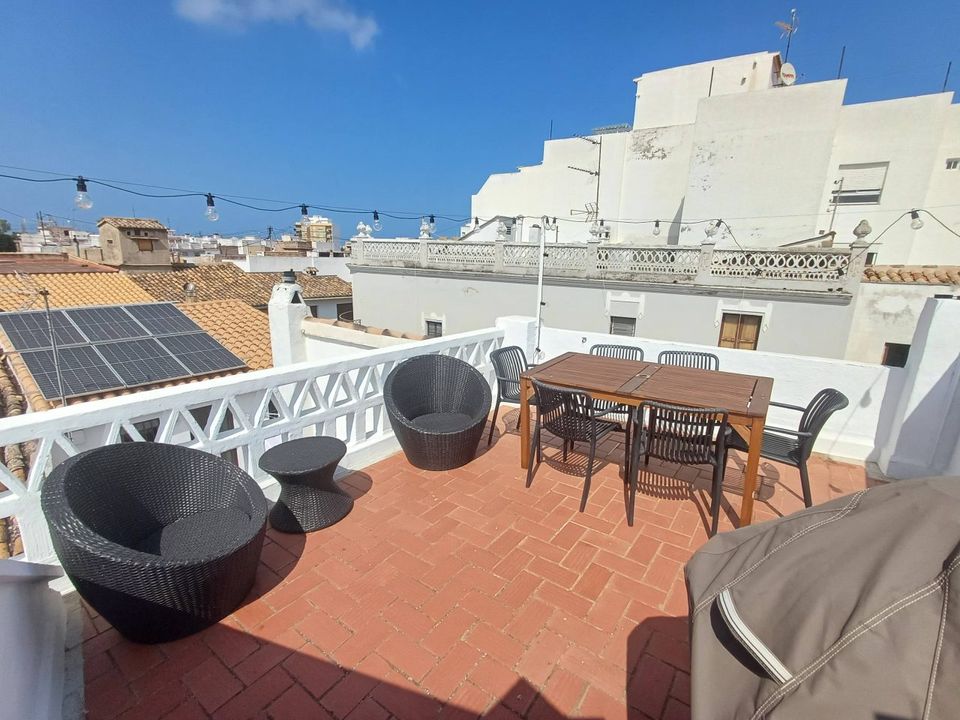 Villa in Oliva, Valencia - photo 1