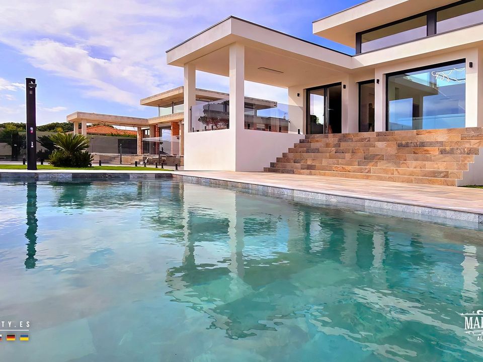 Villa a Vidreres, Gerona - foto 2