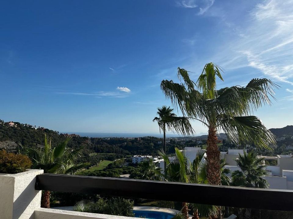 Lejlighed i Benahavis, Malaga - foto 1