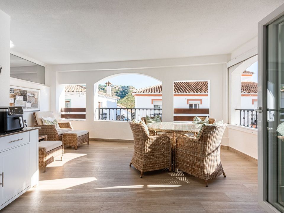 Lejlighed i Benahavis, Malaga - foto 1