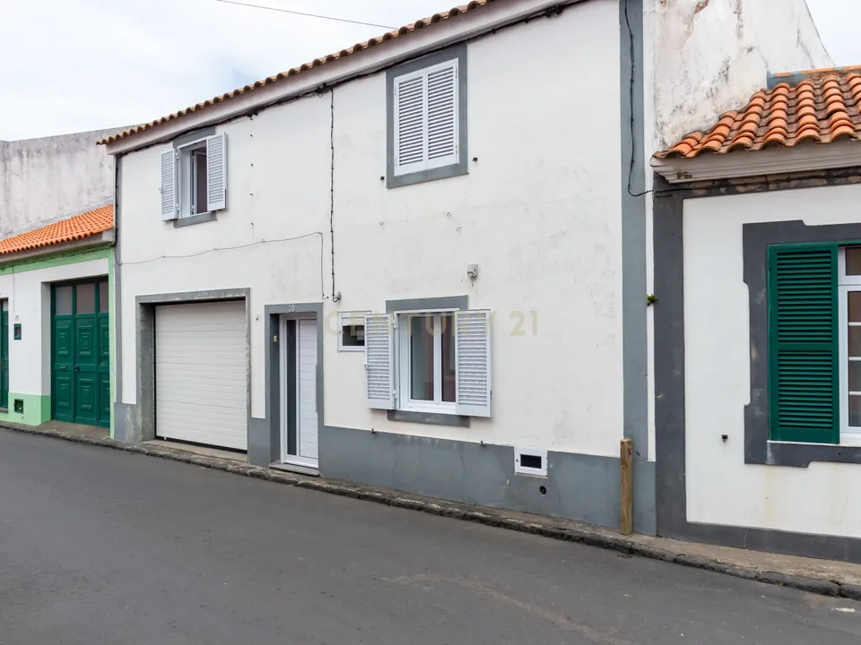 Villa i Ribeira Grande, Sao Miguel - foto 1