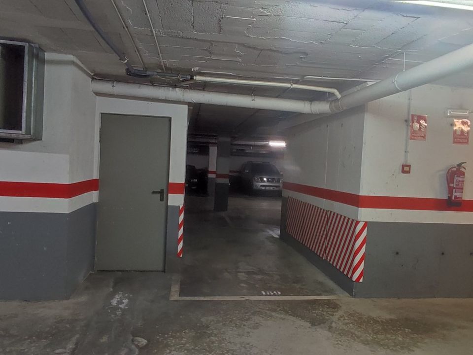 Garage i Barcelona, Barcelona - foto 4