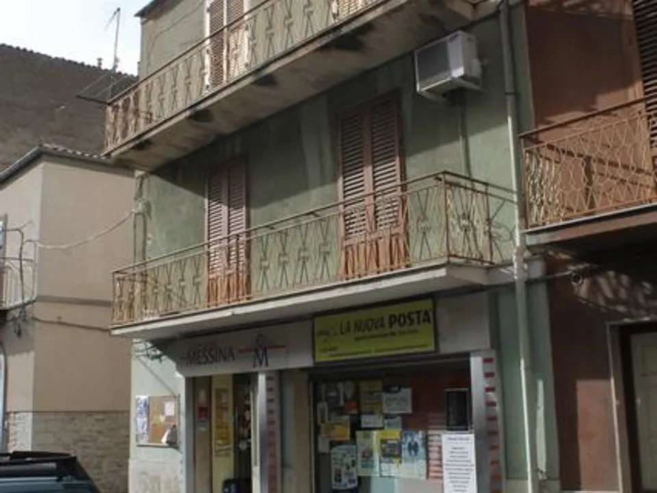 Lejlighed i Santo Stefano Quisquina, Agrigento - foto 1