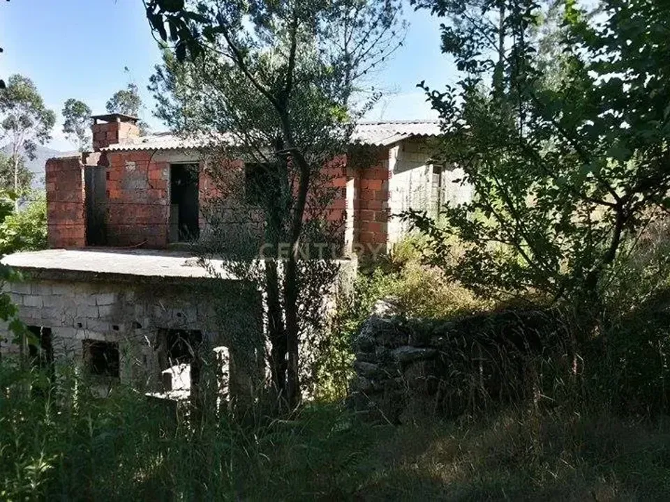 Villa in Parada do Bouro, Braga - photo 1