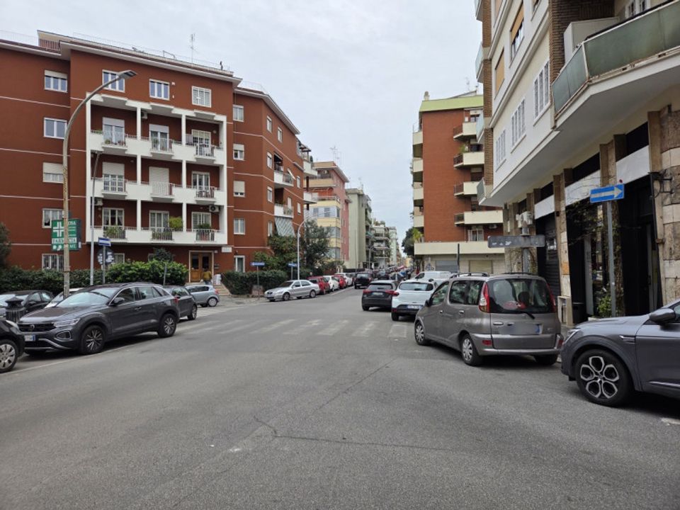 Erhvervsejendom i Rome, Rome - foto 1