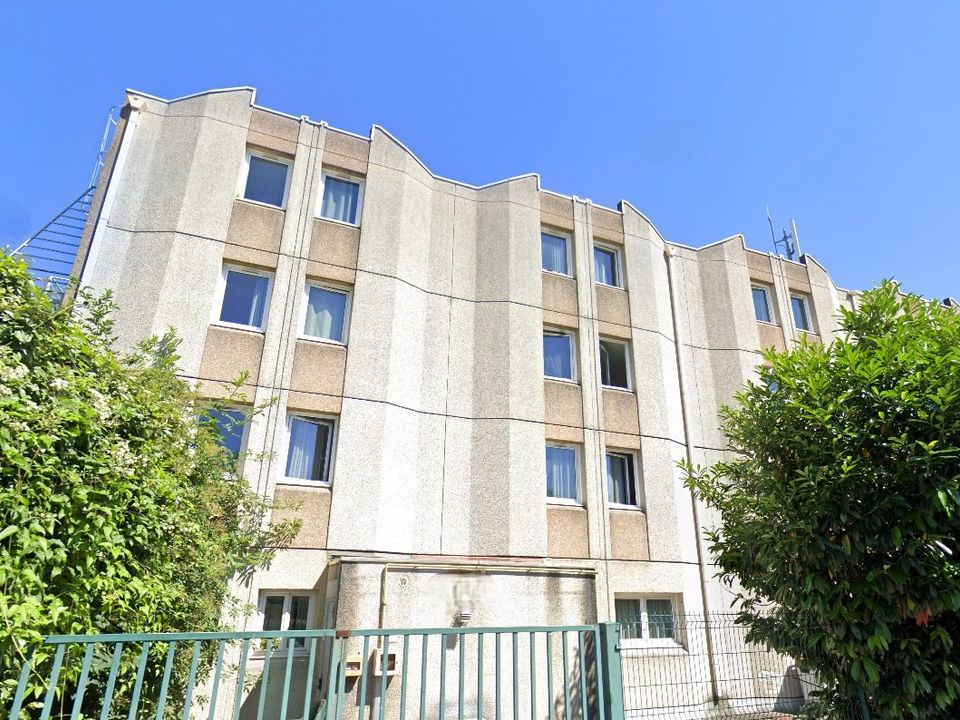 Erhvervsejendom i Roissy-en-Brie, Seine-et-Marne - foto 1