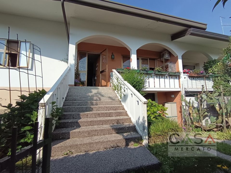 Villa i Pordenone, Pordenone - foto 1