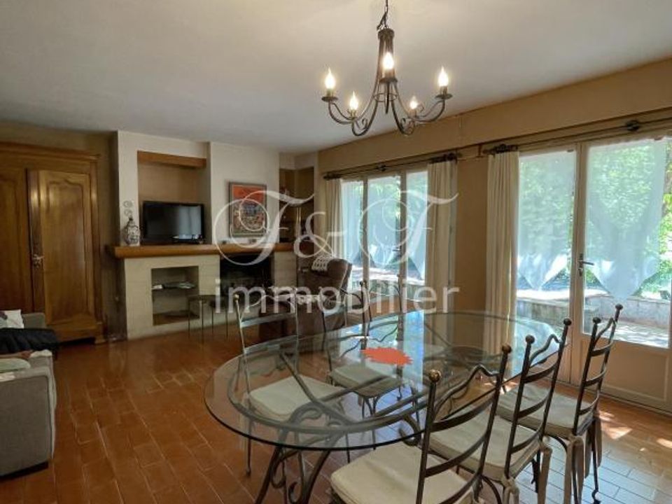 Villa i L'Isle-sur-la-Sorgue, Vaucluse - foto 2