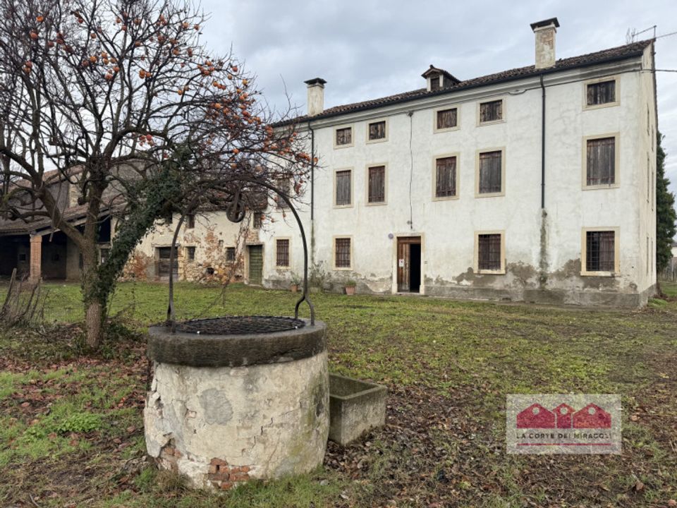 Landejendom i Lonigo, Vicenza - foto 1