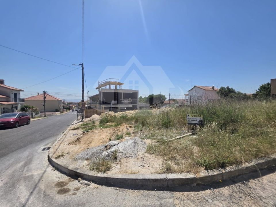 Helårsgrund i Santa Iria de Azoia, Lisbon - foto 1