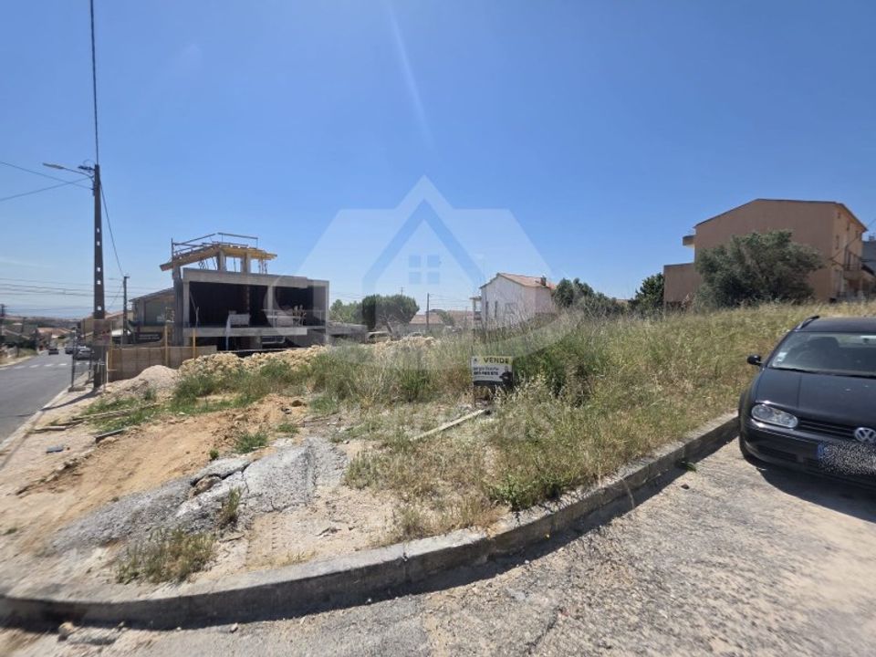 Helårsgrund i Santa Iria de Azoia, Lisbon - foto 5
