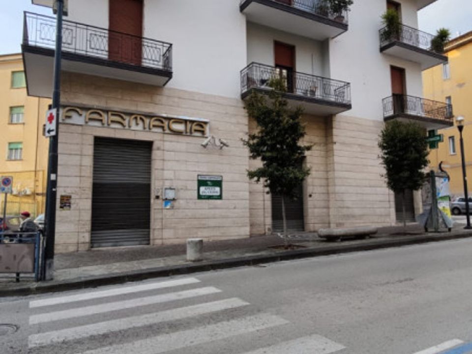 Erhvervsejendom i Eboli, Salerno - foto 1