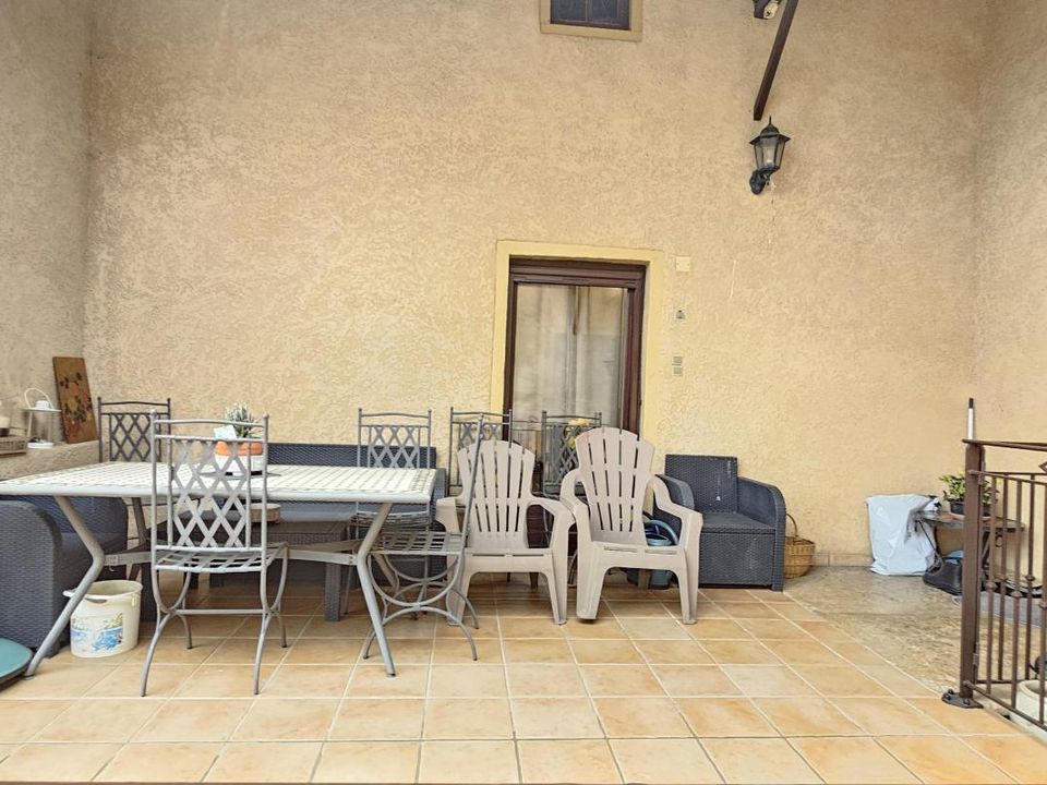 Farm hus i Brussieu, Rhone - foto 4