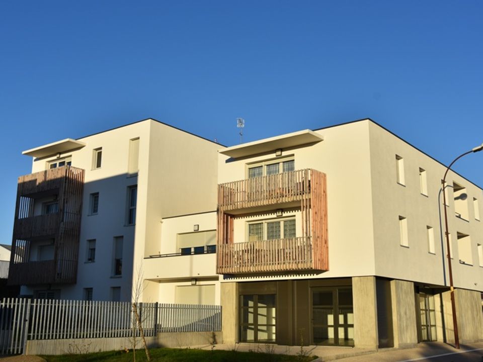 Lejlighed i Saint-Julien-les-Villas, Aube - foto 1