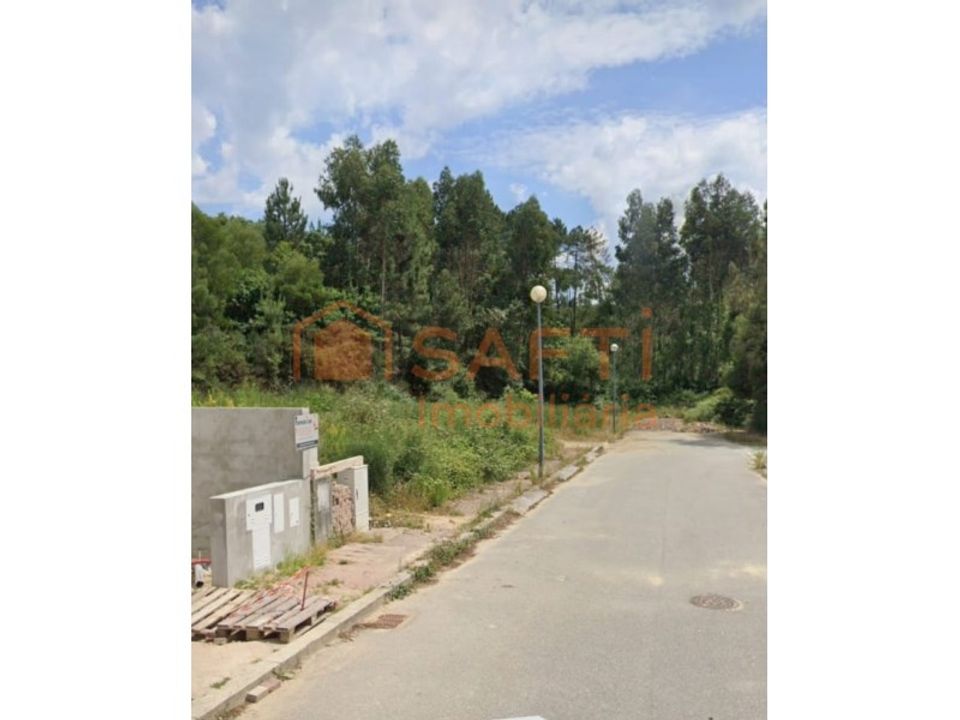 Helårsgrund i Oliveira de Azemeis, Aveiro - foto 1