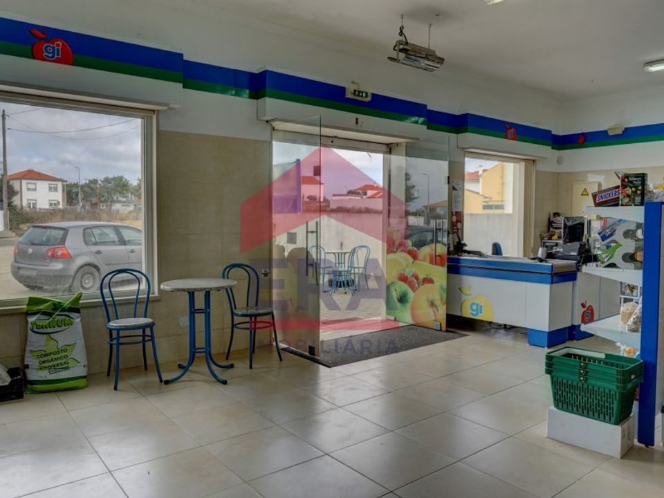 Erhvervsejendom i Atouguia da Baleia, Leiria - foto 1
