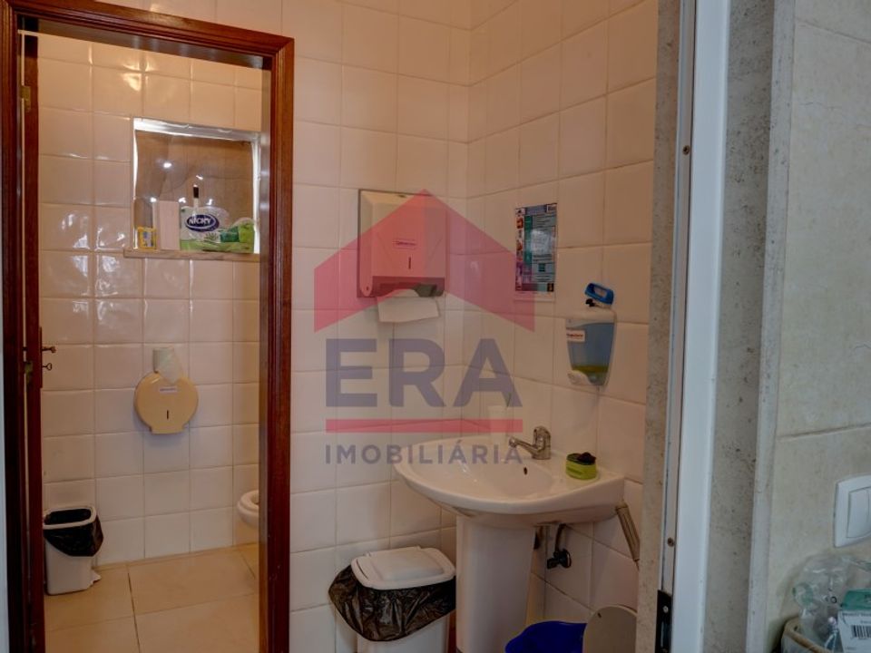 Erhvervsejendom i Atouguia da Baleia, Leiria - foto 5