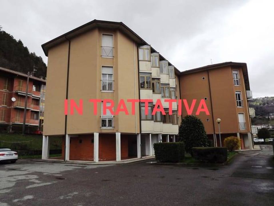 Lejlighed i Zogno, Bergamo - foto 1