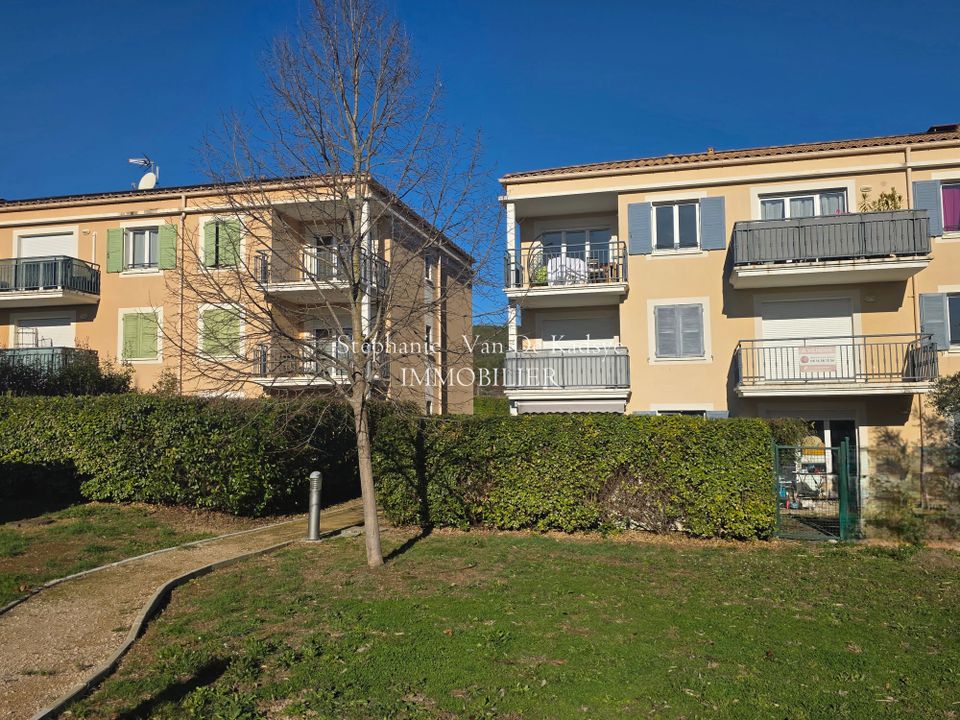Lägenhet i Brignoles, Var - foto 1