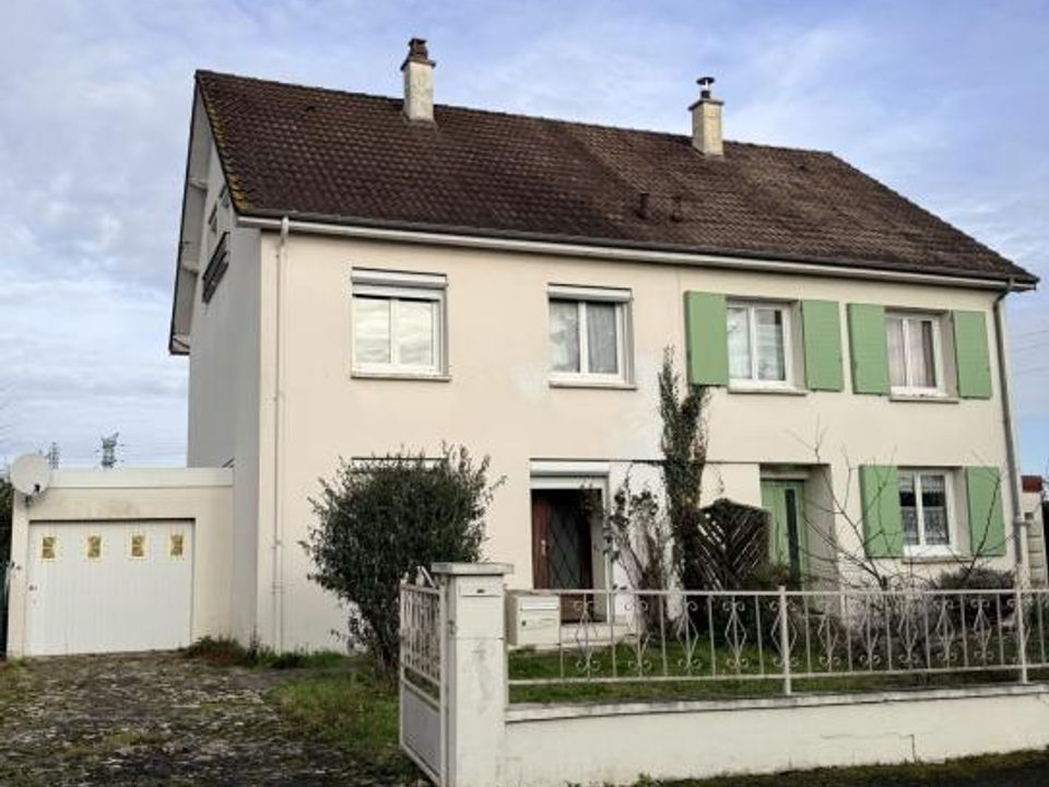 Villa i Saint-Doulchard, Cher - foto 1